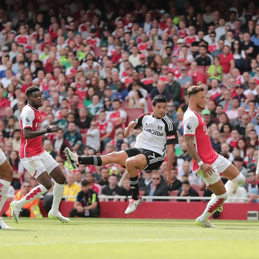 Raúl Jiménez con el Fulham