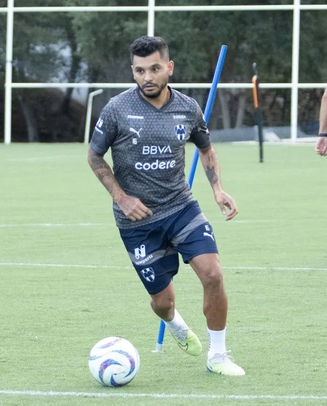 Twitter @Rayados Tecatito en su primer entrenamiento con Rayados