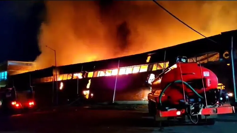 90 minutos pasaron para poder controlar el incendio