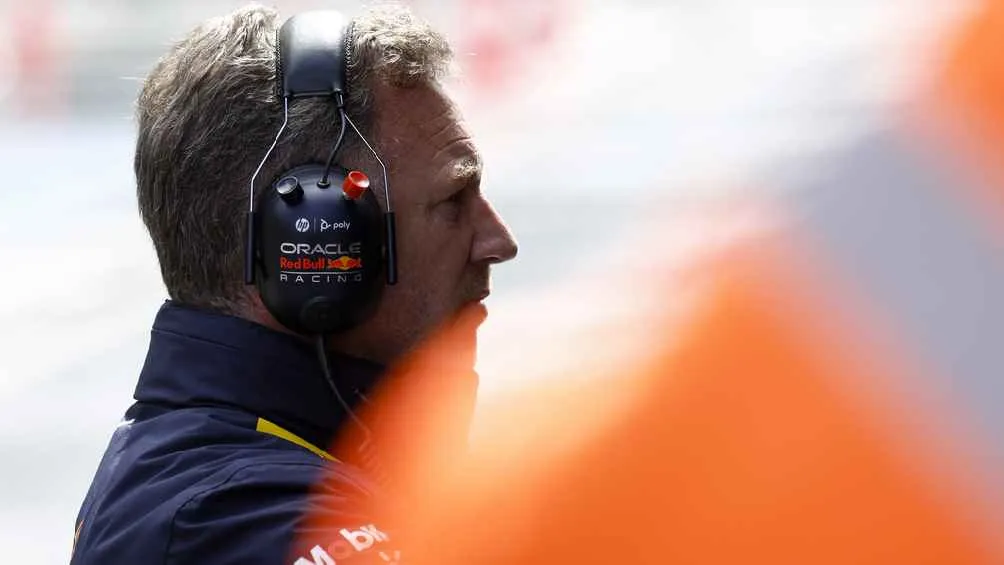 AP Christian Horner mandó a hacer una vitrina nueva