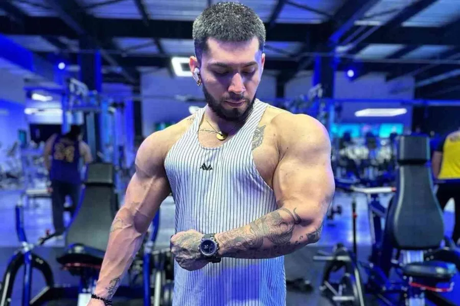 CAPTURA DE PANTALLA Daniel, fisicoculturista mexicano