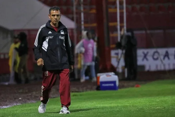 Ricardo Cadena durante el partido