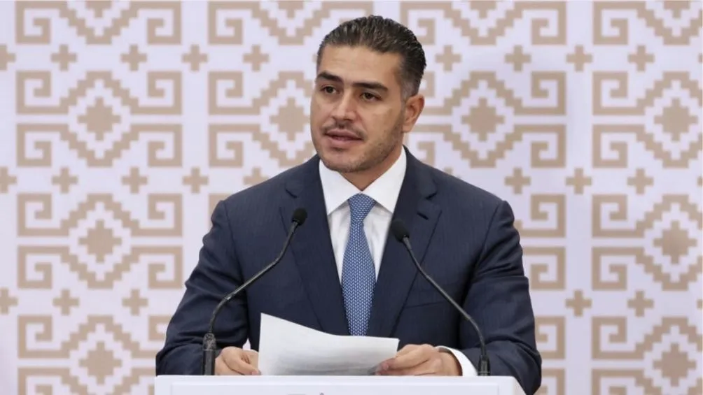 García Harfuch en una conferencia