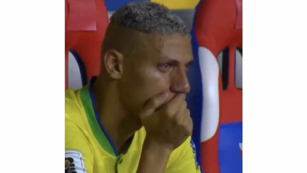 El delantero acabó llorando