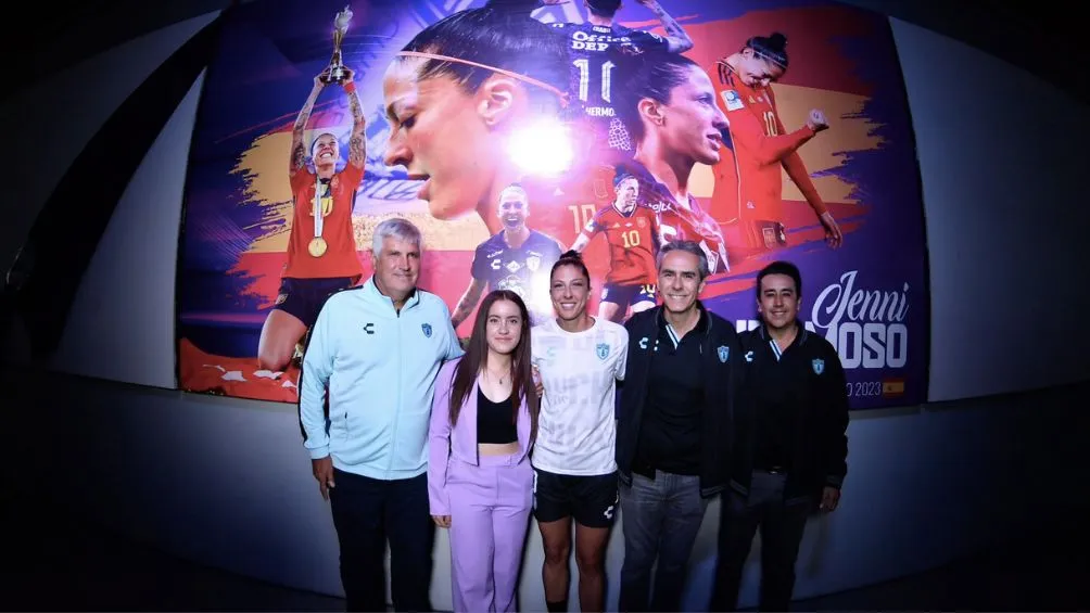 La española previo al homenaje en el Estadio Hidalgo