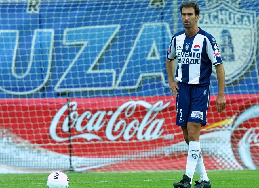 Paco Gabriel como jugador de los Tuzos