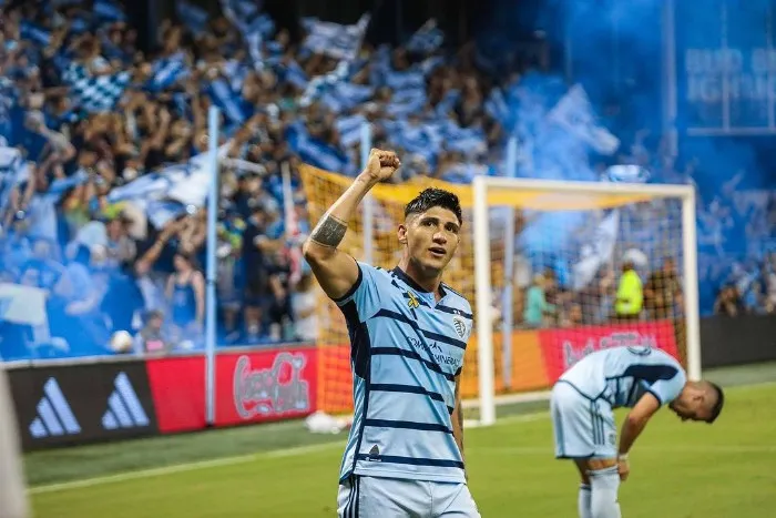 Pulido jugando con el Sporting Kansas City