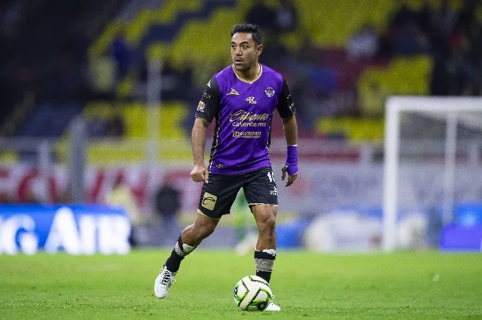 MEXSPORT Marco Fabián en un partido de Mazatlán