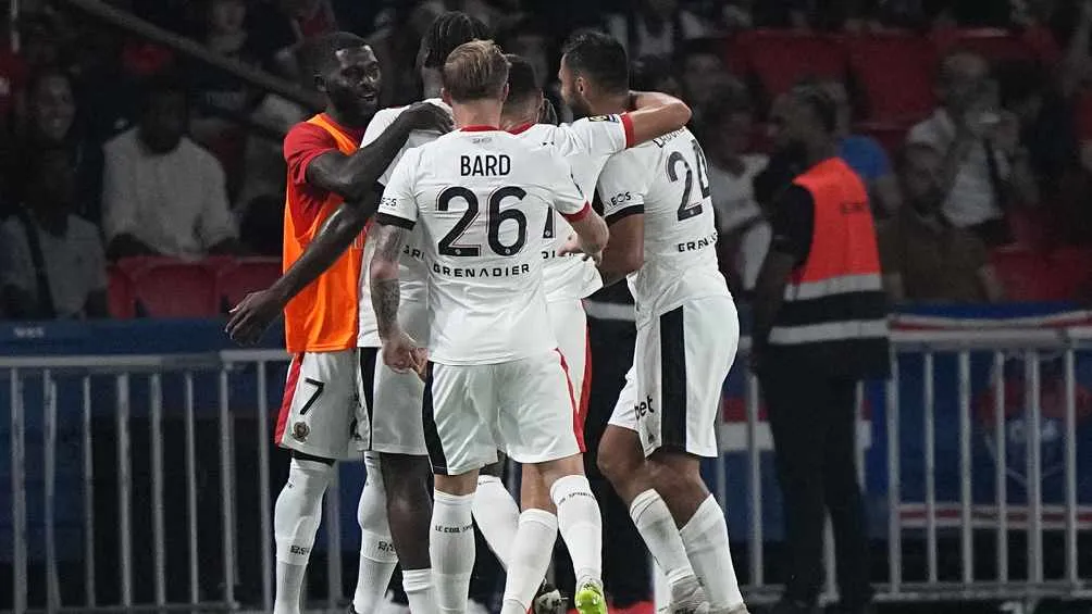 Niza venció a los parisinos