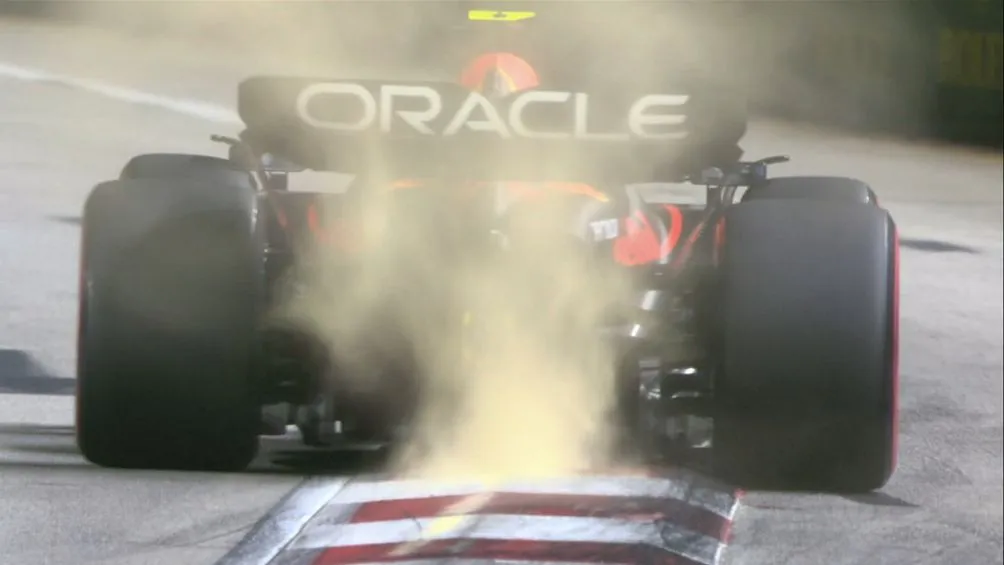 Red Bull tuvo problemas durante la última vuelta de la Q2