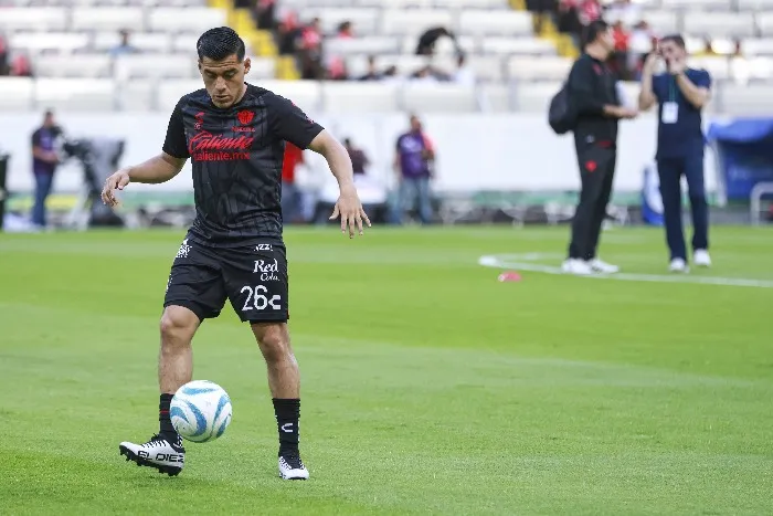 MEXSPORT Aldo Rocha calentando previo al duelo contra Tigres