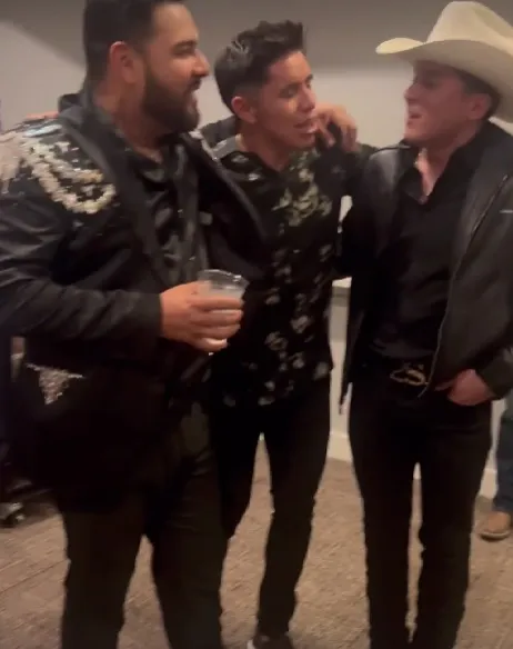 INSTAGRAM @chispavelarde 'Chispa' Velarde conviviendo con la Banda MS