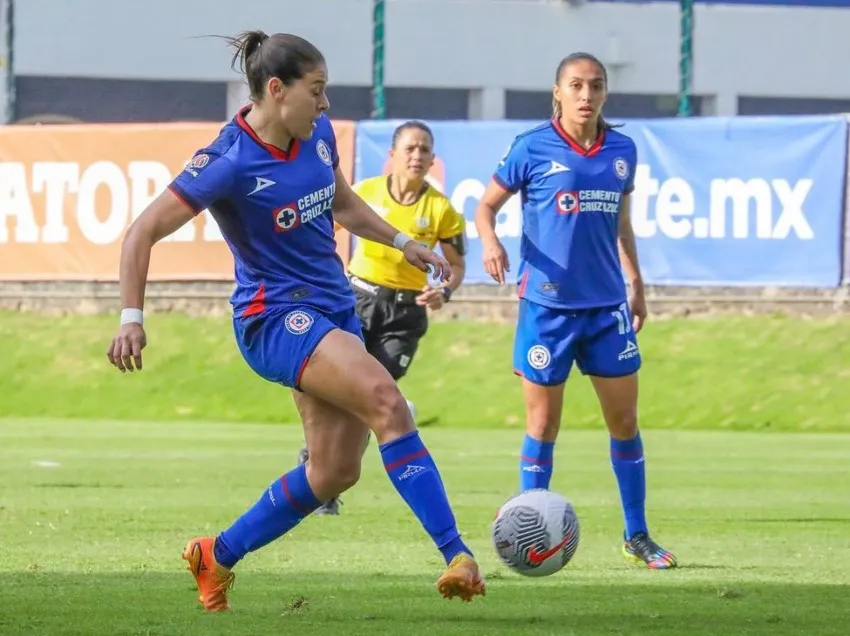 Norma Palafox en partido