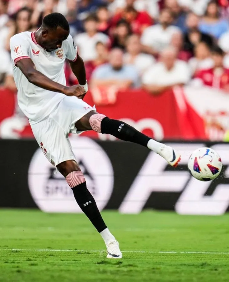 Lukebakio metió el gol del triunfo