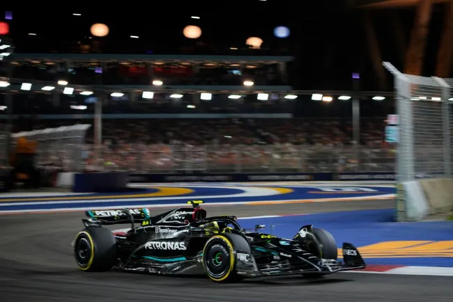 Lewis Hamilton durante el GP de Singapur