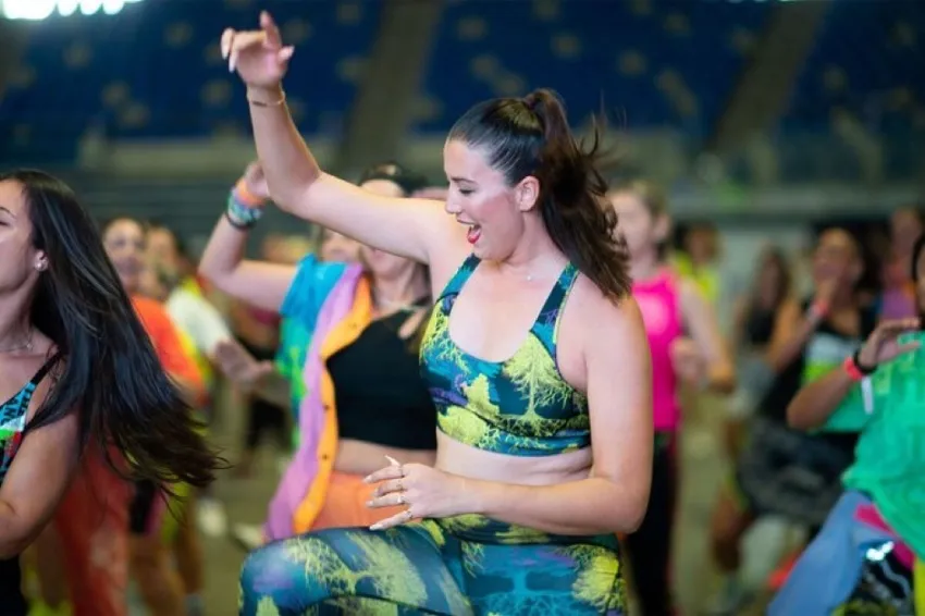 CAPTURA DE PANTALLA: TWITTER Muguruza en el evento de Zumba