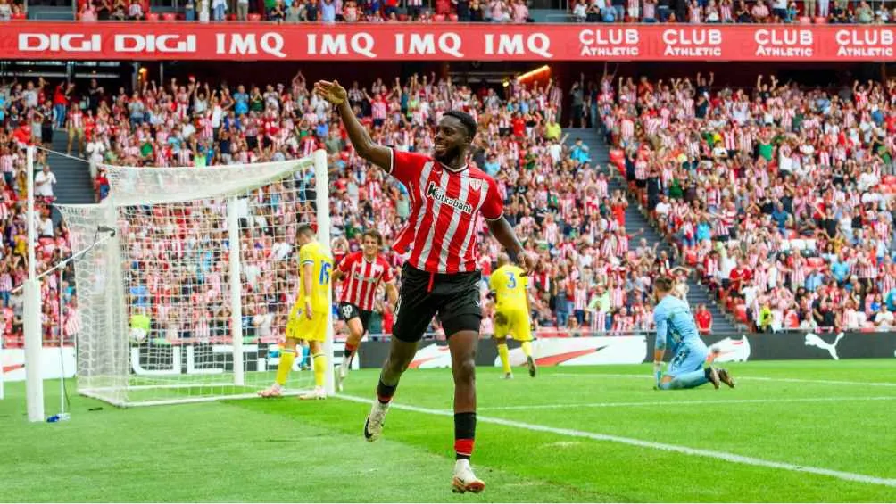 TWITTER @Athletic_en Iñaki Williams también quitó su bandera