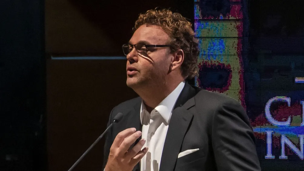 David Faitelson fue albuerado en Futbol Picante