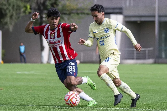 Gael García en un partido de Chivas Sub 20