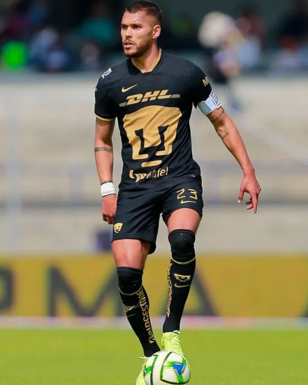 Nicolás tuvo un paso por la Liga MX