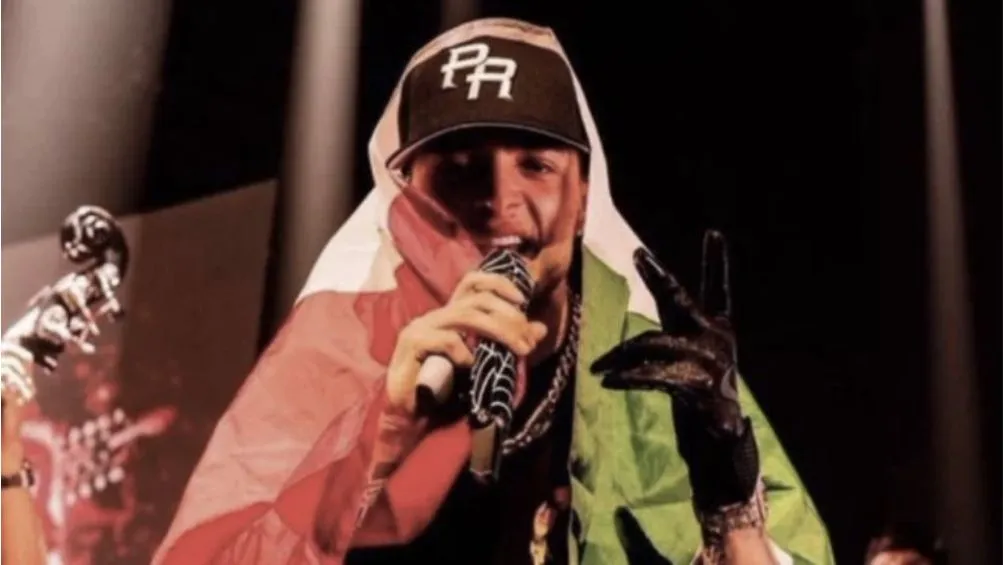 Peso Pluma en un concierto