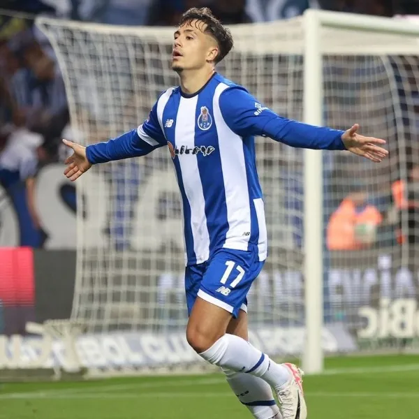 INSTAGRAM @fcporto Iván Jaime Pajuelo fue el encargado de anotar el primer gol
