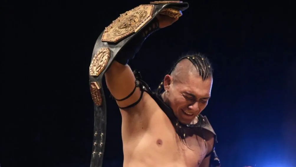 El Hijo del Vikingo tras retener su presea