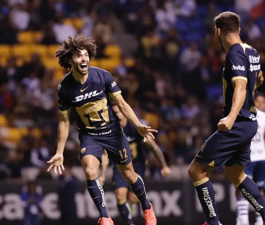 Chino Huerta y su gol