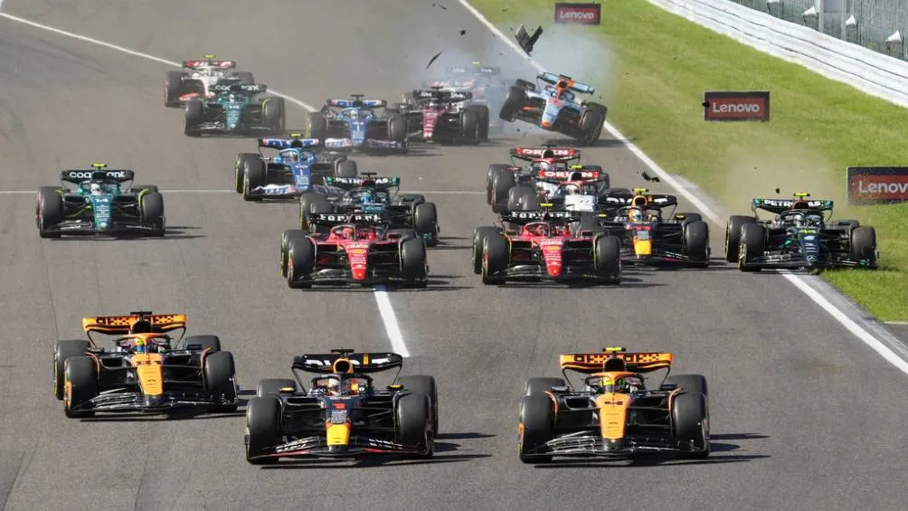 Checo tuvo un GP de Japón accidentado