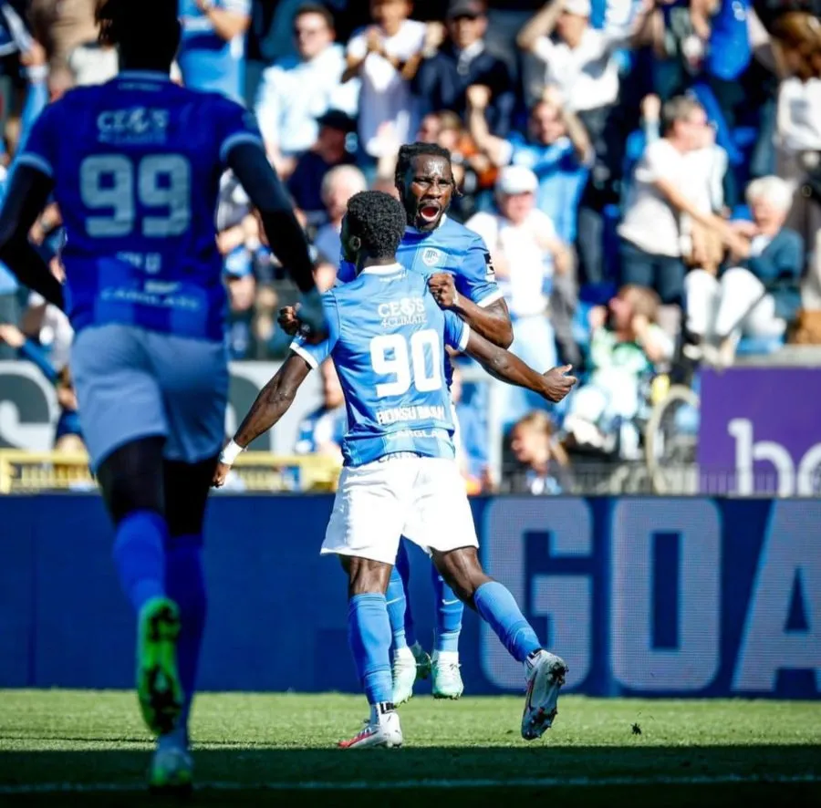 Genk empató 3-3 ante el Sint-Truidense