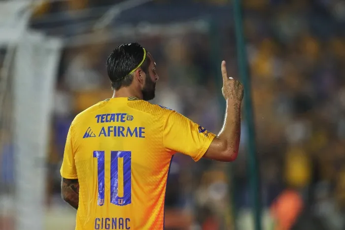 MEXSPORT Gignac anotó dos goles