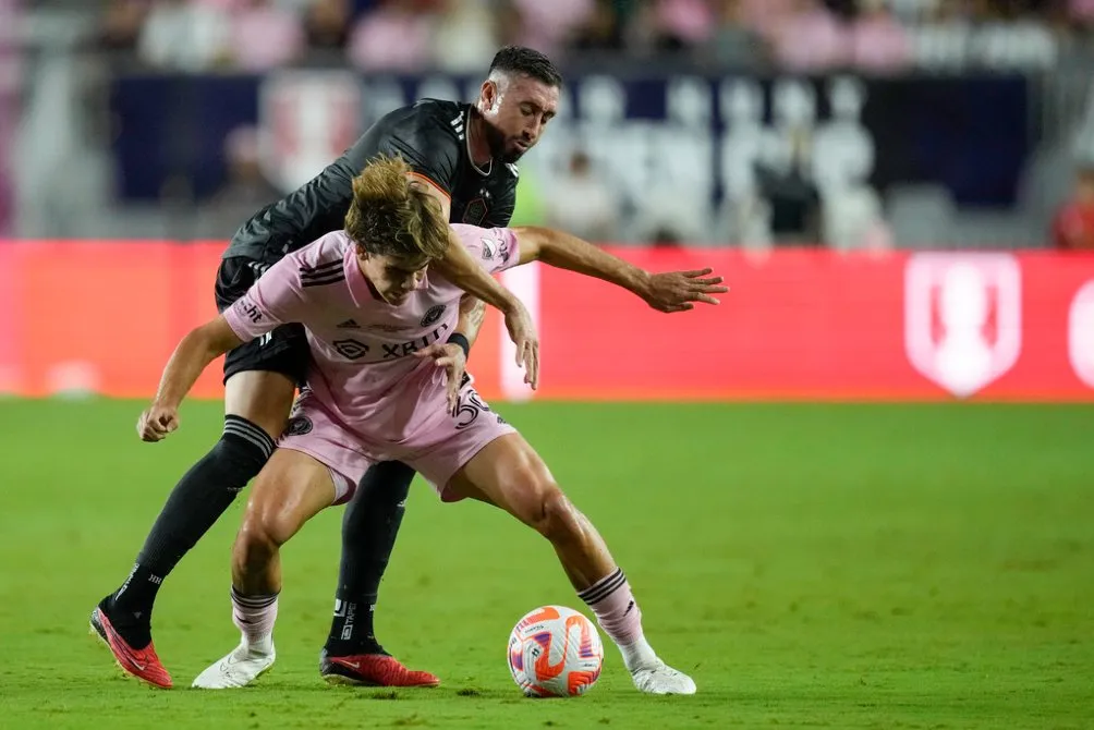 Héctor Herrera fue titular en la Final ante el Inter de Miami