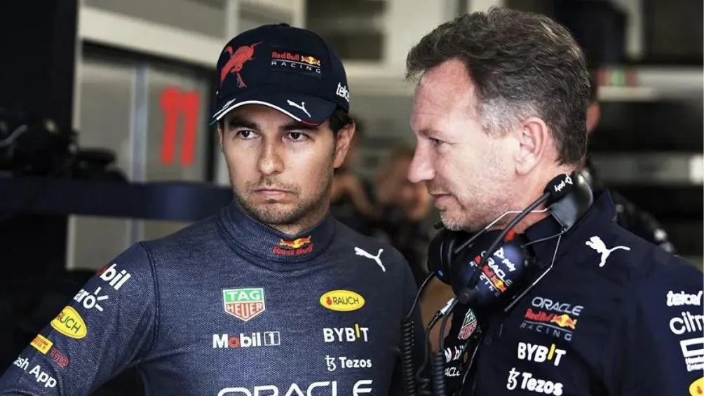 Sergio Pérez junto a Christian Horner