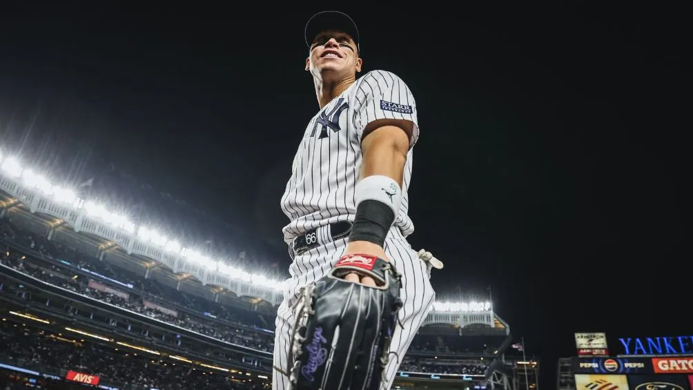 TWITTER: @Yankees Aaron Judge durante un juego de temporada regular