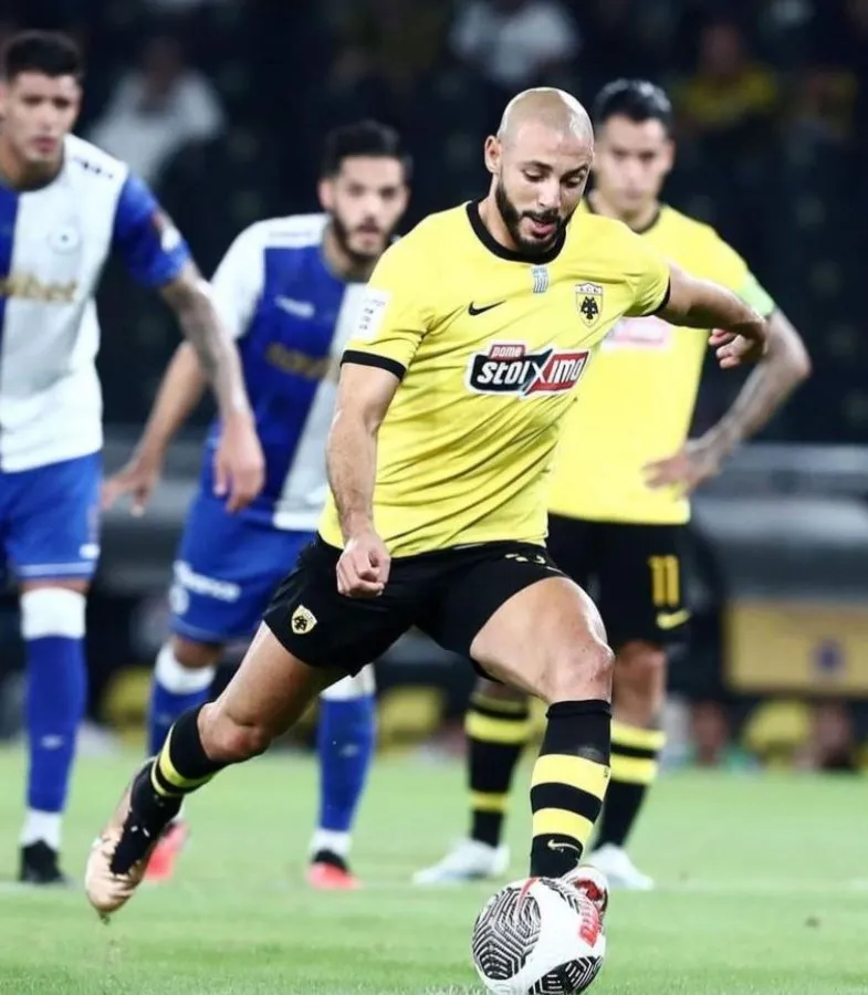 INSTAGRAM: @aekfc_official Nordin Amrabat anotó el 1-0 de penalti
