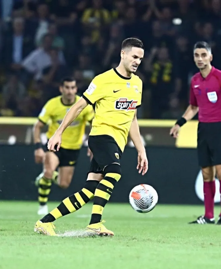 INSTAGRAM: @mijat10 Mijat Gacinovic metió el gol del triunfo