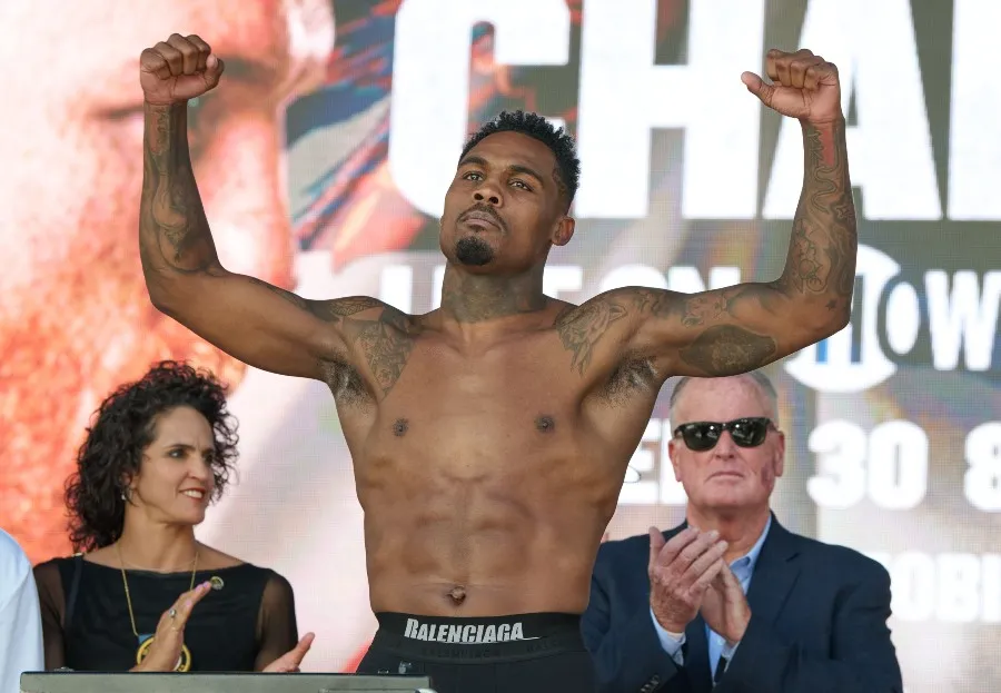 Jermell Charlo en la ceremonia de pesaje