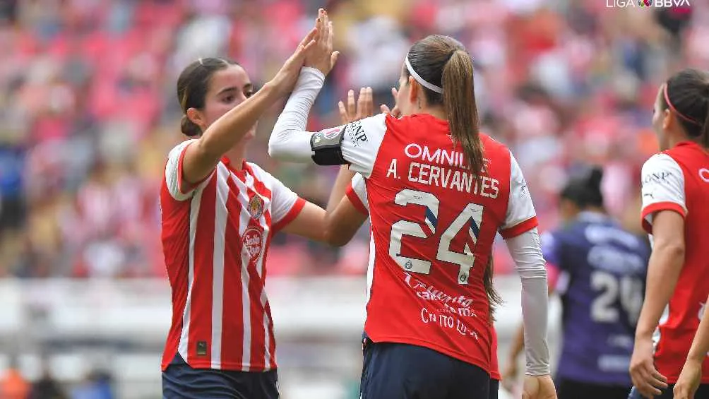 TWITTER @LigaBBVAFemenil Licha Cervantes está a un gol de los 100