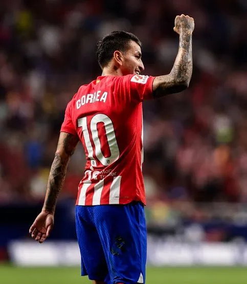 Twitter @Atleti Ángel Correa anotó dos goles