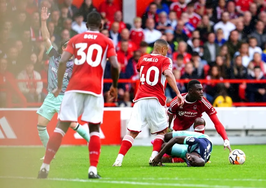 Momentos del partido en Inglaterra