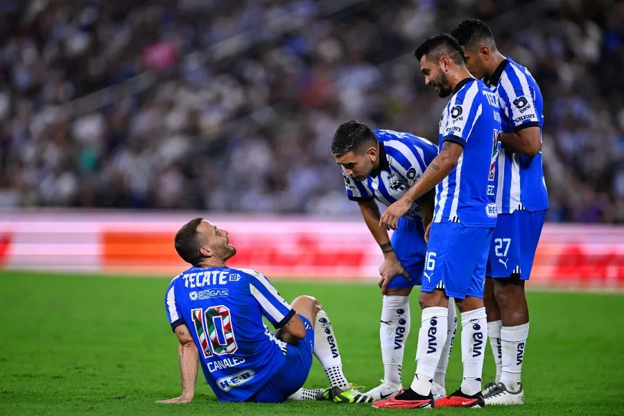 Sergio Canales también se lesionó contra León