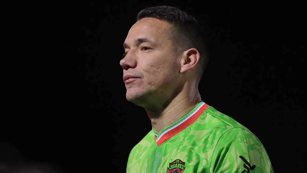 Dueñas demandó a su exequipo