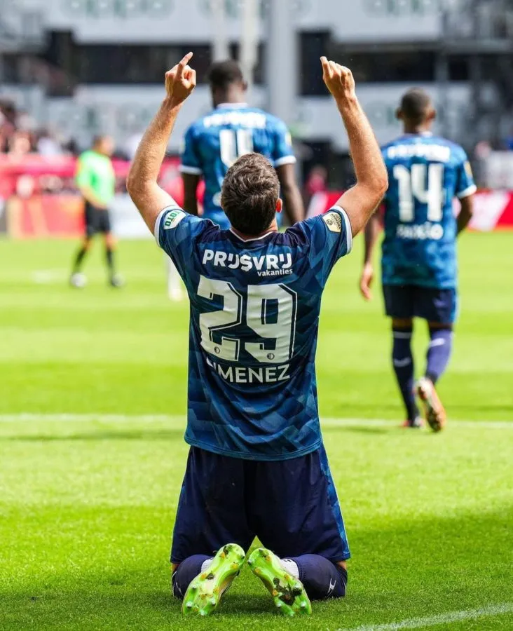 El mexicano sigue anotando