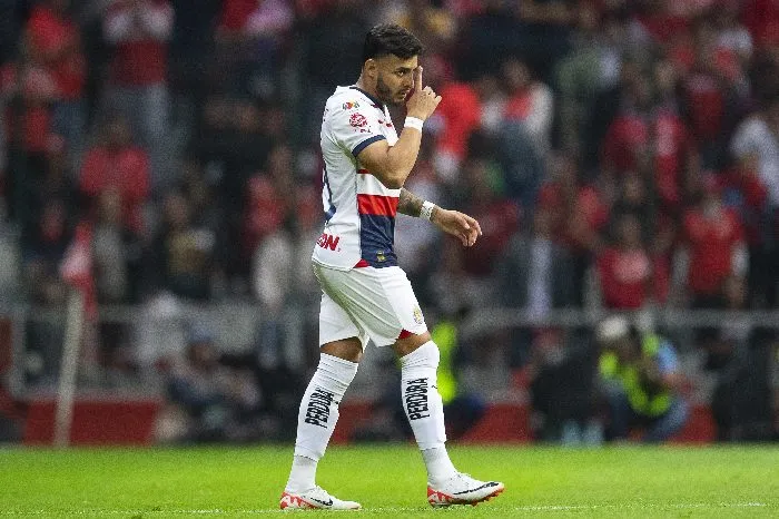 MEXSPORT Vega fue abucheado en el duelo ante Toluca