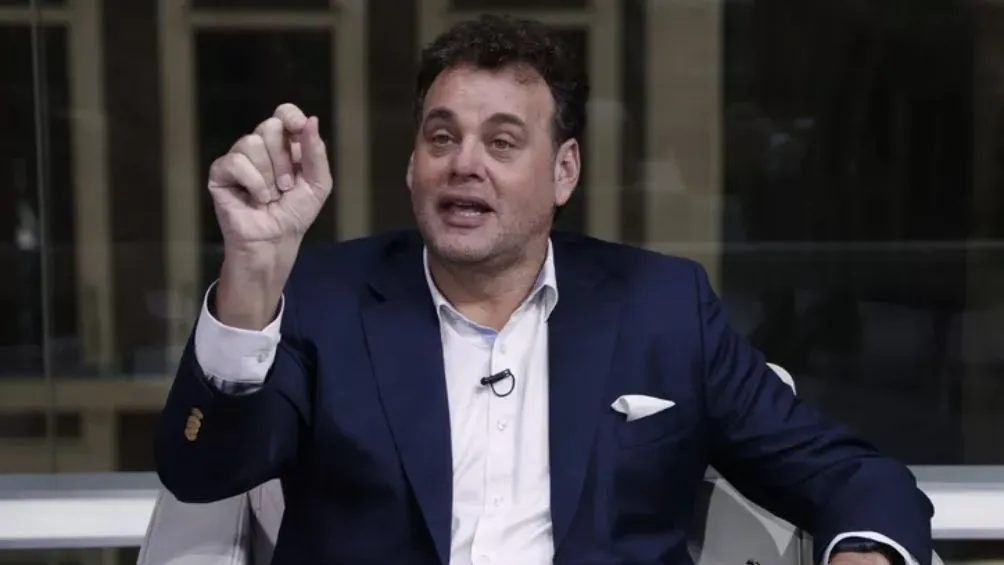Faitelson durante un programa