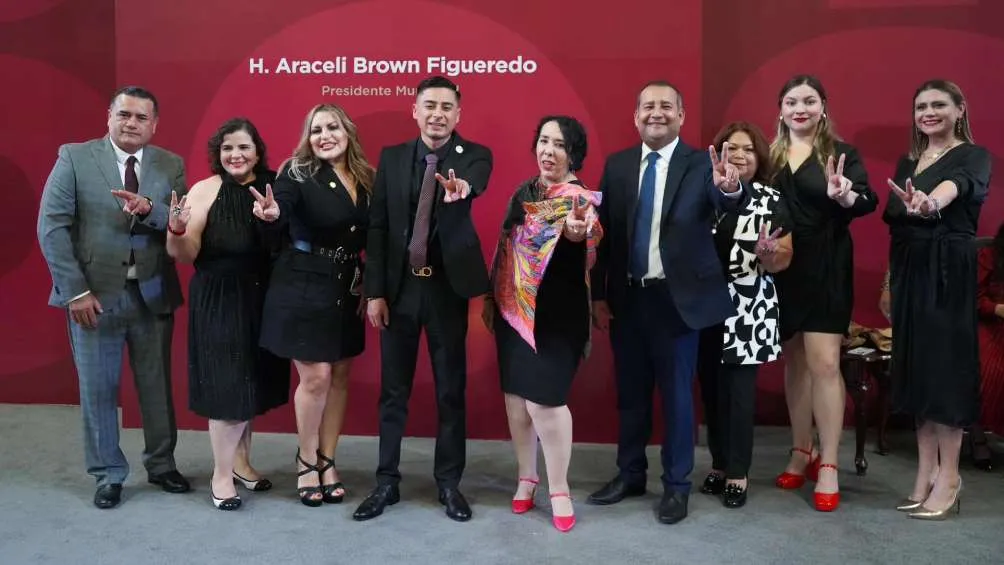 Araceli Brown durante la presentación de su segundo informe de gobierno