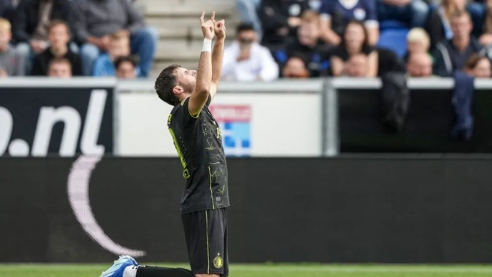 Santi celebra una de sus anotaciones