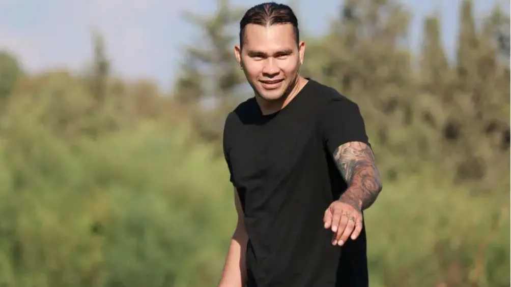 Gullit durante su primera práctica con su nuevo equipo