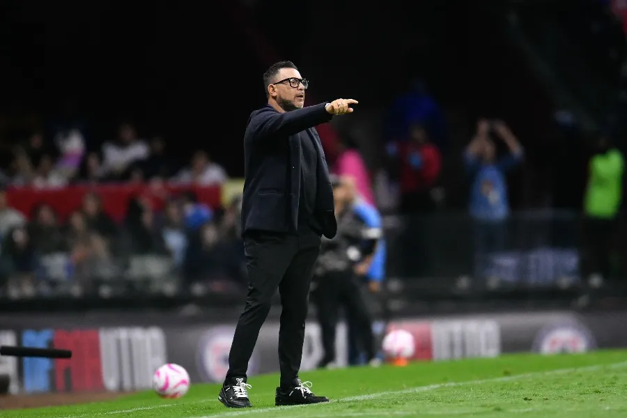 Antonio Mohamed cumple seis meses en los Pumas