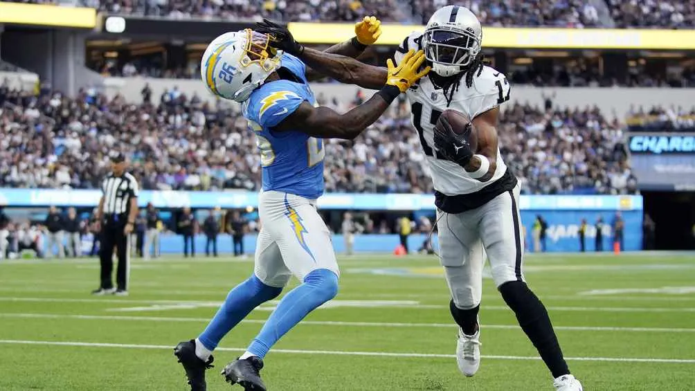 Adams se enfrenta a GB por primera vez